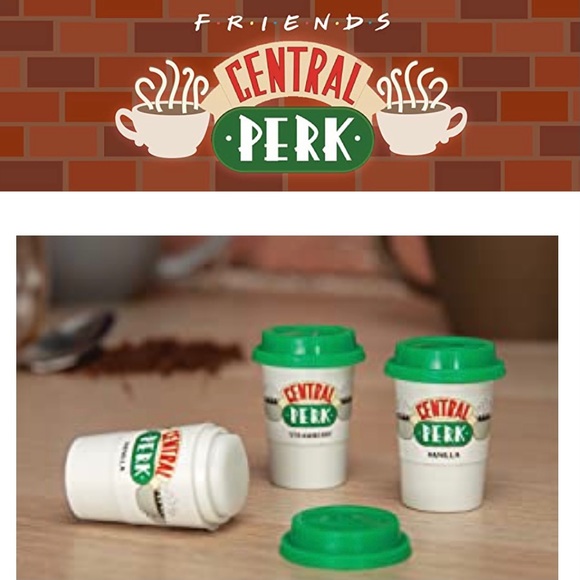 NEW! Friends Central Perk Lip Balm Coffee Cup Set - Picture 2 of 10
